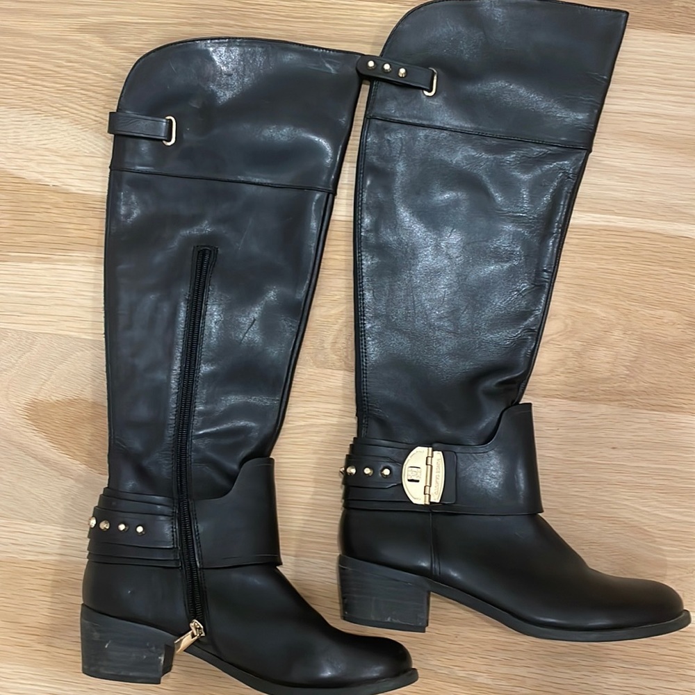 Black and gold knee high boots*
